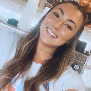 Meet your Posher, Savanna